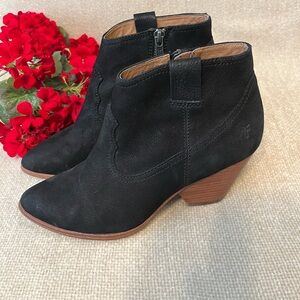 Frye Women's Black Suede Ankle Booties Size 7M
